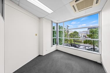 3/18 Kilroe Street Milton QLD 4064 - Image 3