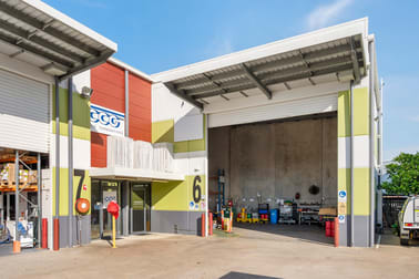 Unit 6/72-78 Crocodile Crescent Mount St John QLD 4818 - Image 1