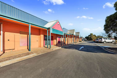 3 Clifton Drive Bacchus Marsh VIC 3340 - Image 2