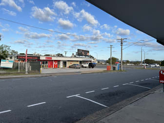 2a/1 Mellefont Street West Gladstone QLD 4680 - Image 2