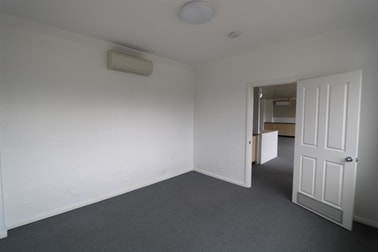 First Floor/25 Captain Cook Drive Caringbah NSW 2229 - Image 2