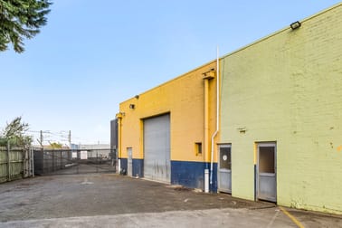 Unit 2/2 Coora Road Oakleigh South VIC 3167 - Image 1