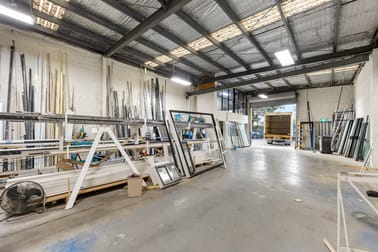 Unit 2/2 Coora Road Oakleigh South VIC 3167 - Image 3