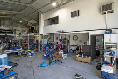 65 Wing Street Wingfield SA 5013 - Image 3