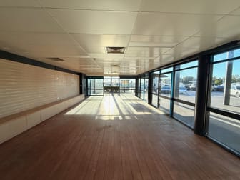 Unit 14/247 Bayview Street Runaway Bay QLD 4216 - Image 2