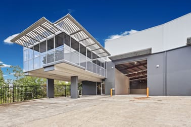 2/23 Secam Street Mansfield QLD 4122 - Image 1