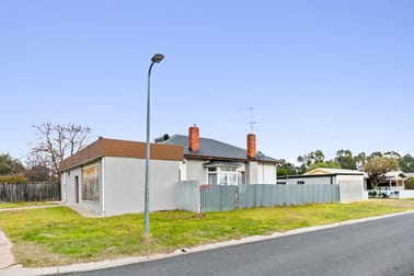 262 High Street Kangaroo Flat VIC 3555 - Image 1