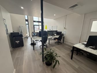 3/8 Centre View Drive Arundel QLD 4214 - Image 3