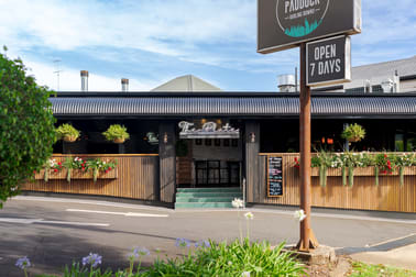 220 Ruthven Street North Toowoomba QLD 4350 - Image 1