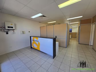 4/2 Commerce Pl Burpengary QLD 4505 - Image 2
