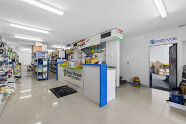 29/43 Lang Pde Milton QLD 4064 - Image 3