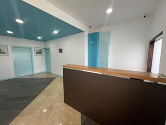Click to view all images 1a/5/500 Clayton Road Clayton VIC 3168 - Image 3