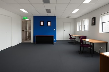 Click to view all images 1st Flr Office/26-28 Earl Street Airport West VIC 3042 - Image 2