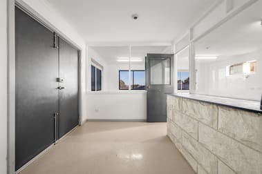 19 Duigan Street Mount Gambier SA 5290 - Image 2