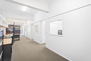 Click to view all images Shop 1/176 Berserker Street Berserker QLD 4701 - Image 3