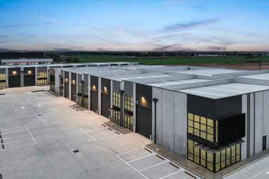 8 Sierra Circuit Pakenham VIC 3810 - Image 3