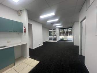 1/18 Lake Street Varsity Lakes QLD 4227 - Image 3