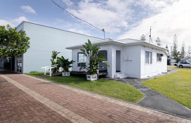 17 Coldstream Street Yamba NSW 2464 - Image 2