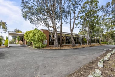 Click to view all images 207 Walker Street Ballarat North VIC 3350 - Image 1