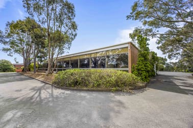 Click to view all images 207 Walker Street Ballarat North VIC 3350 - Image 2