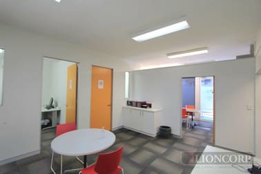 Gaythorne QLD 4051 - Image 2