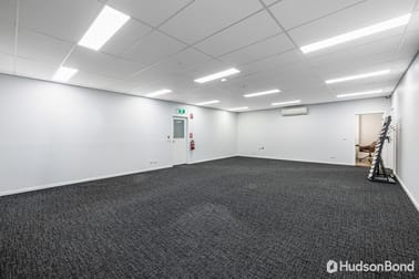 21/21 Cook Road Mitcham VIC 3132 - Image 3