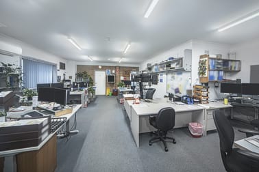 1/2 McIntyre Way Bomaderry NSW 2541 - Image 3