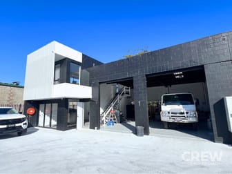 18 Kamholtz Court Molendinar QLD 4214 - Image 3