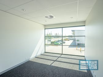 Suite 1/253 Leitchs Rd Brendale QLD 4500 - Image 3