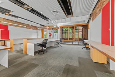 Click to view all images 106-108 Bowen Street Spring Hill QLD 4000 - Image 2