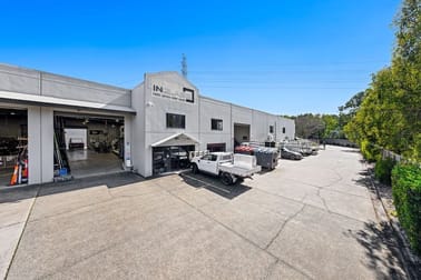17 & 19/229 Junction Road Cannon Hill QLD 4170 - Image 1