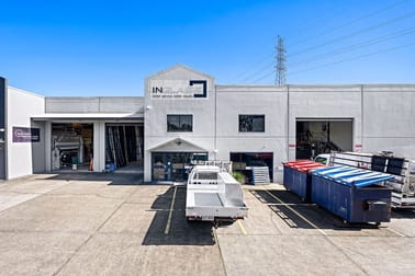 17 & 19/229 Junction Road Cannon Hill QLD 4170 - Image 2