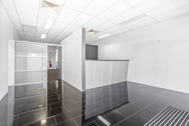 50-52 William Street Rockhampton City QLD 4700 - Image 2