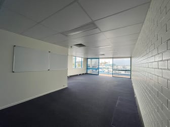 Suite 6/247 Bayview Street Runaway Bay QLD 4216 - Image 2