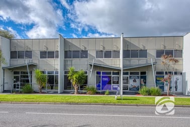 2/4 Stephenson Street Pakenham VIC 3810 - Image 1