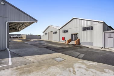 2/322 Eureka Street Ballarat East VIC 3350 - Image 1