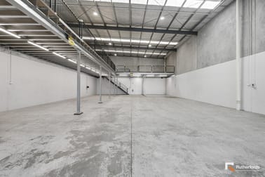 8a Humeside Drive Campbellfield VIC 3061 - Image 3