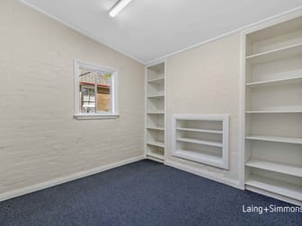 Click to view all images 21 Fennell Street Parramatta NSW 2150 - Image 2