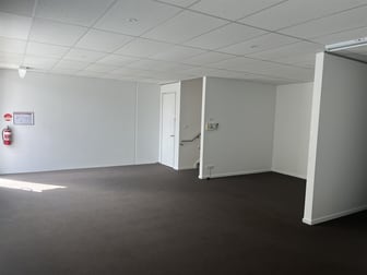 Click to view all images 49 Stubbs Street Kensington VIC 3031 - Image 3