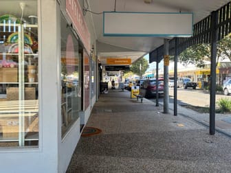106 Bay Terrace Wynnum QLD 4178 - Image 2