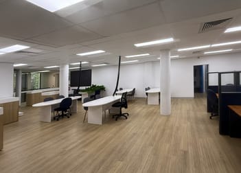 Click to view all images 3 Westmoreland Boulevard Springwood QLD 4127 - Image 2