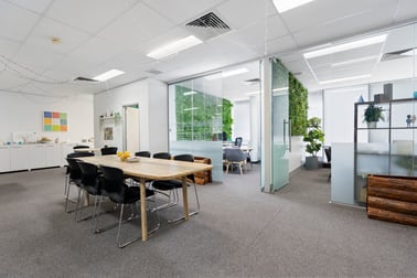 2/44 Borthwick Avenue Murarrie QLD 4172 - Image 2