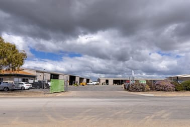 22 Fuschia Road Murray Bridge SA 5253 - Image 2