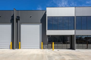 4/9 Pioneer Way New Gisborne VIC 3438 - Image 1