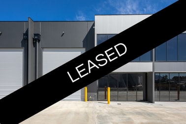 Click to view all images 4/9 Pioneer Way New Gisborne VIC 3438 - Image 1