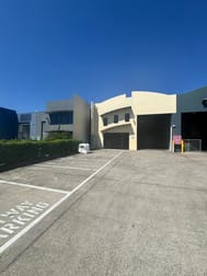 1/10 Telford Place Arundel QLD 4214 - Image 1