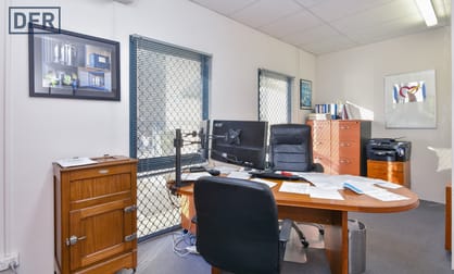 30 Parkinson Lane Kardinya WA 6163 - Image 2
