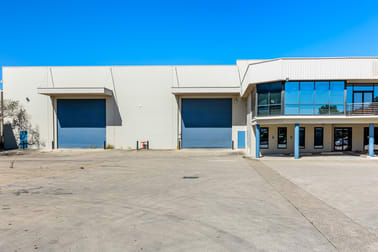 Building 2/120-122 Warren Road Smithfield NSW 2164 - Image 1