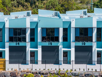 8 STAPLEY DRIVE Varsity Lakes QLD 4227 - Image 2