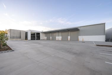 99 Hub Crescent Heathwood QLD 4110 - Image 1